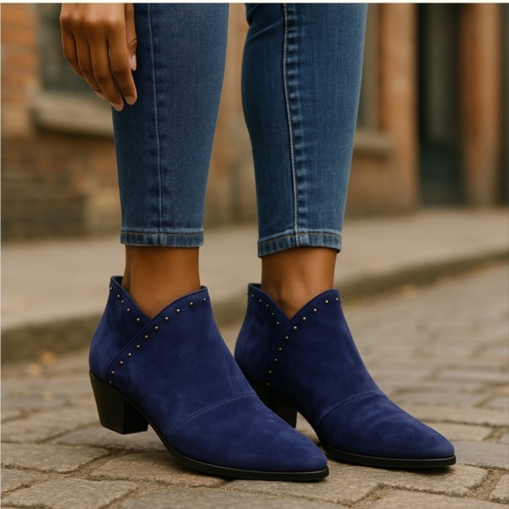 Vero Cuoio Italian Blue Suede Booties Boots 36 6